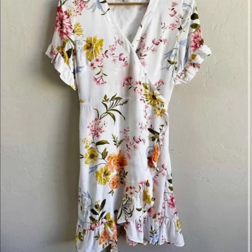 NWT White Floral Loft dress